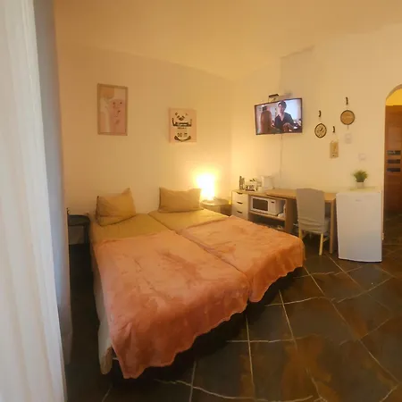 102 Magnolia Gardens Sunny ساني بيتش