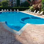 아파트 102 Magnolia Gardens Sunny *